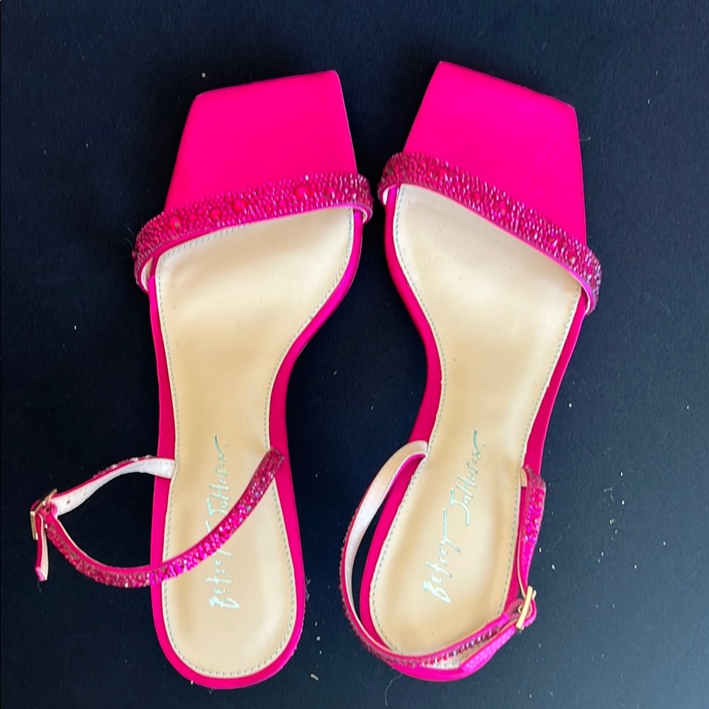Betsey Johnson Rebel Fuschia Rhinestown Jewel Kitten Heel Sandals